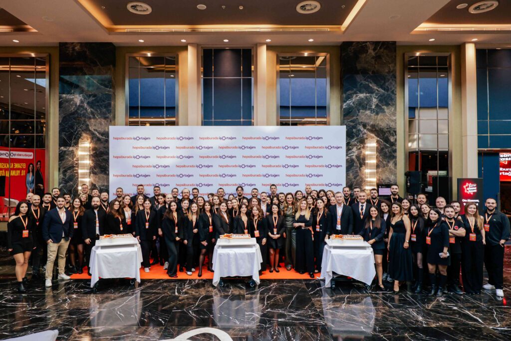 1761034236_Hepsiburada______Orta____m_